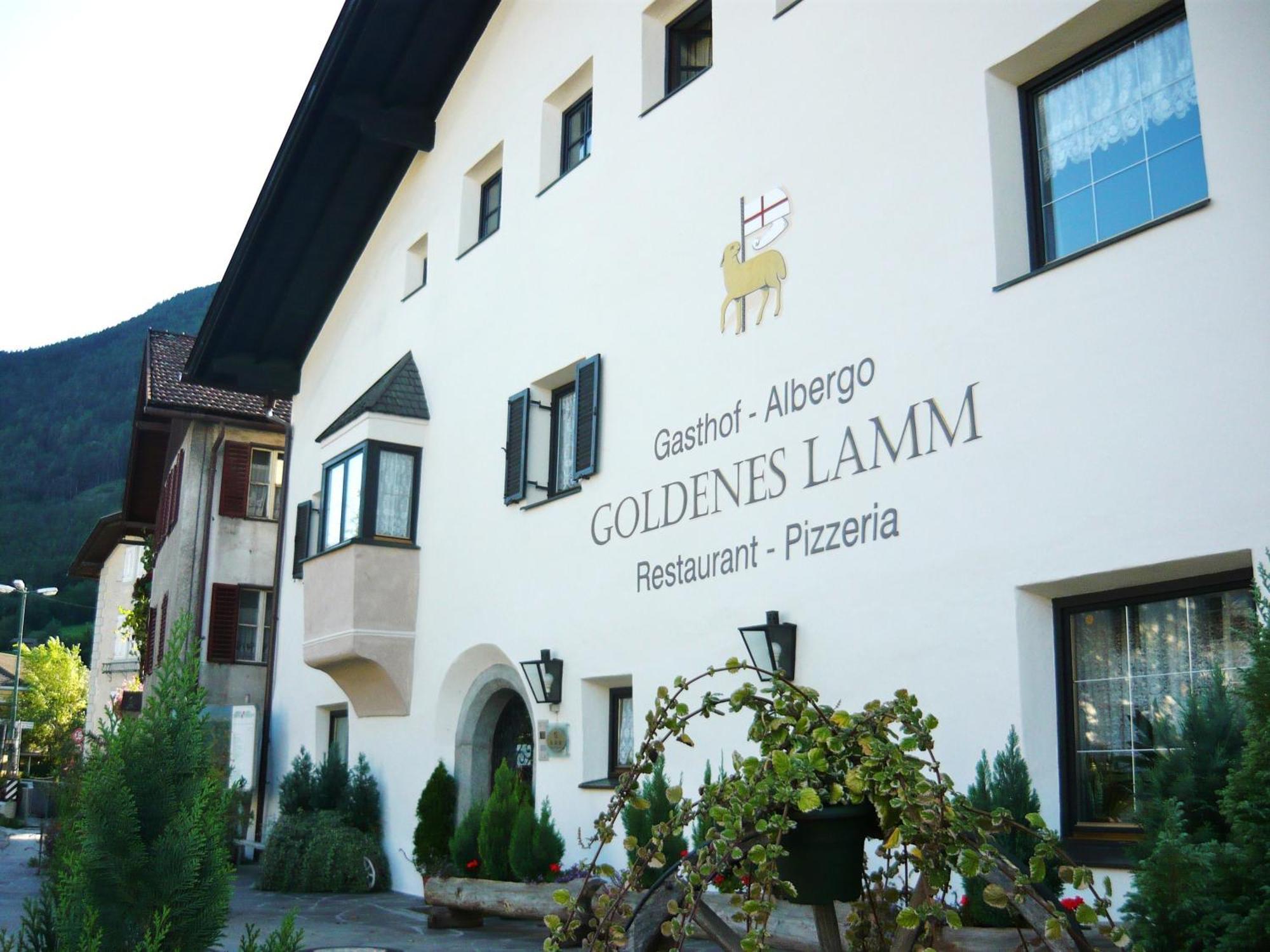 Gasthof Goldenes Lamm Vahrn Extérieur photo