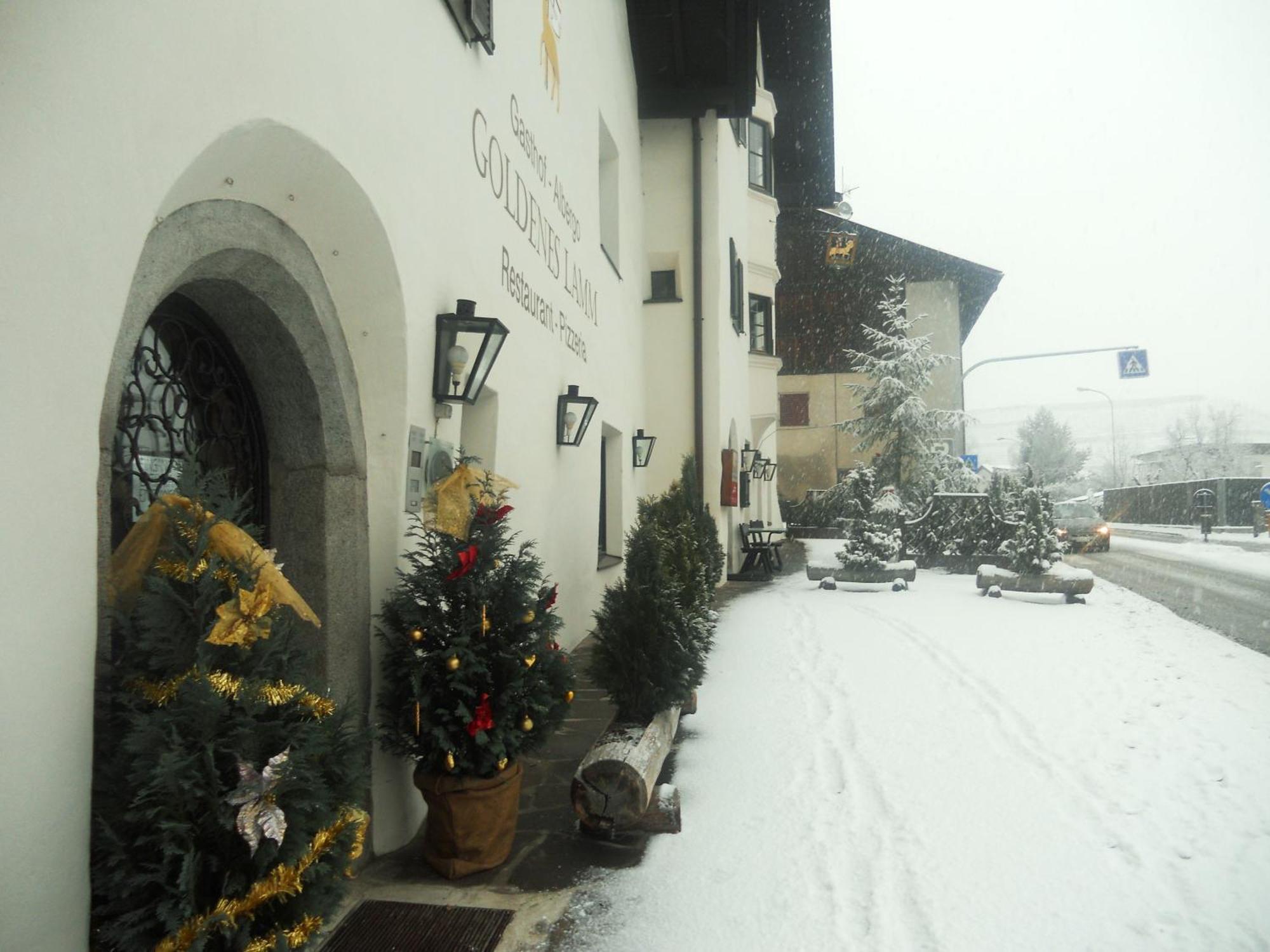 Gasthof Goldenes Lamm Vahrn Extérieur photo
