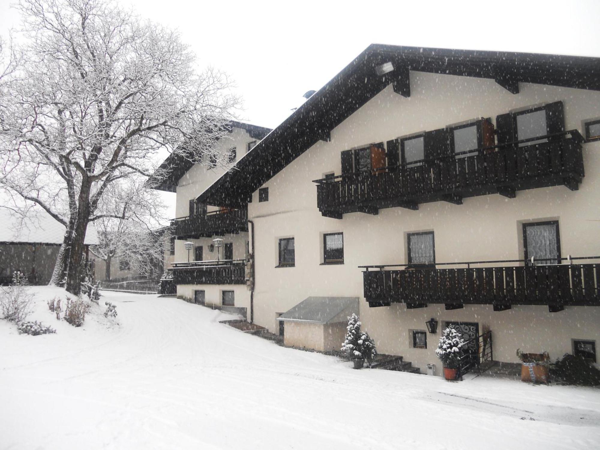 Gasthof Goldenes Lamm Vahrn Extérieur photo