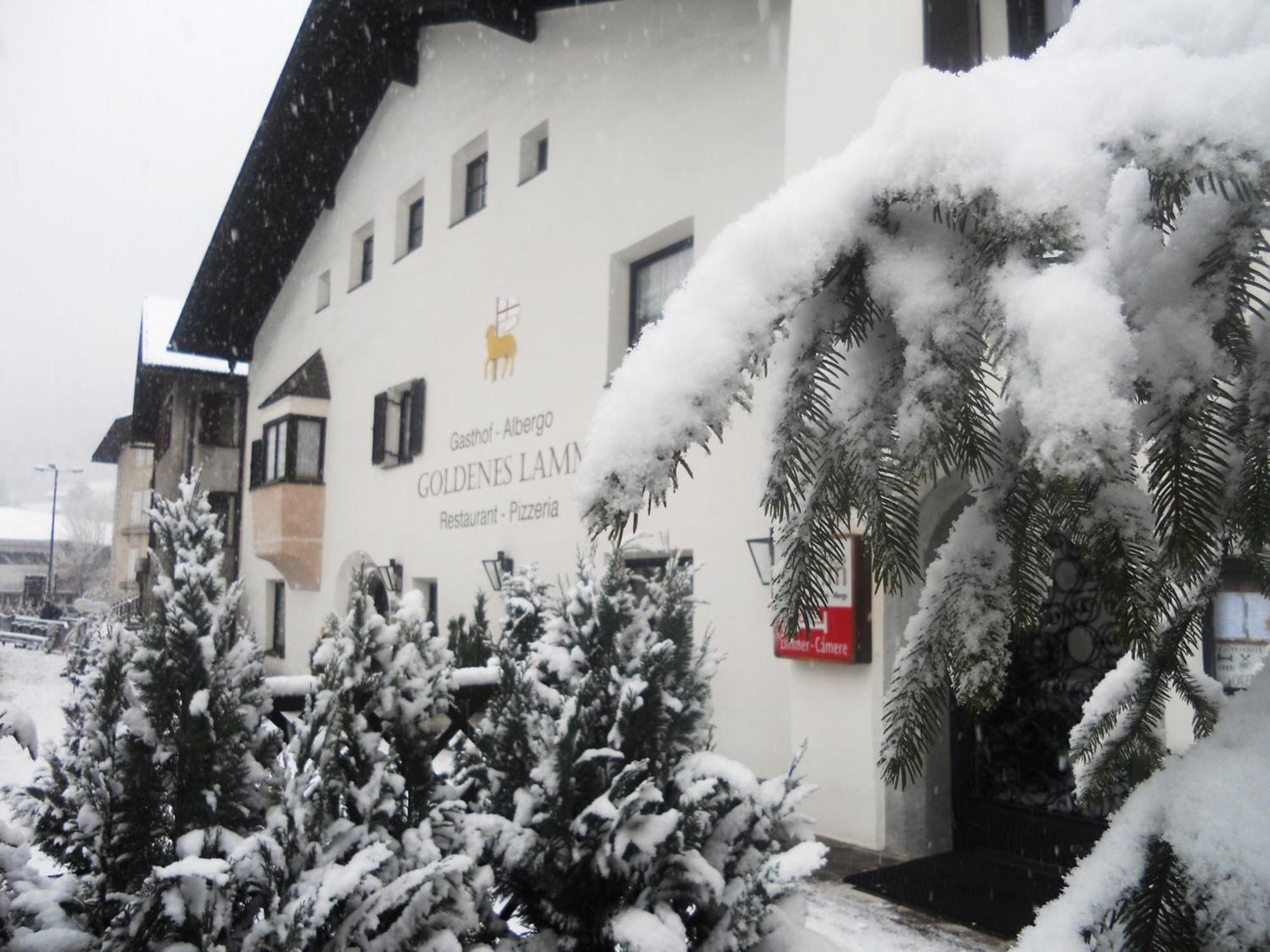 Gasthof Goldenes Lamm Vahrn Extérieur photo