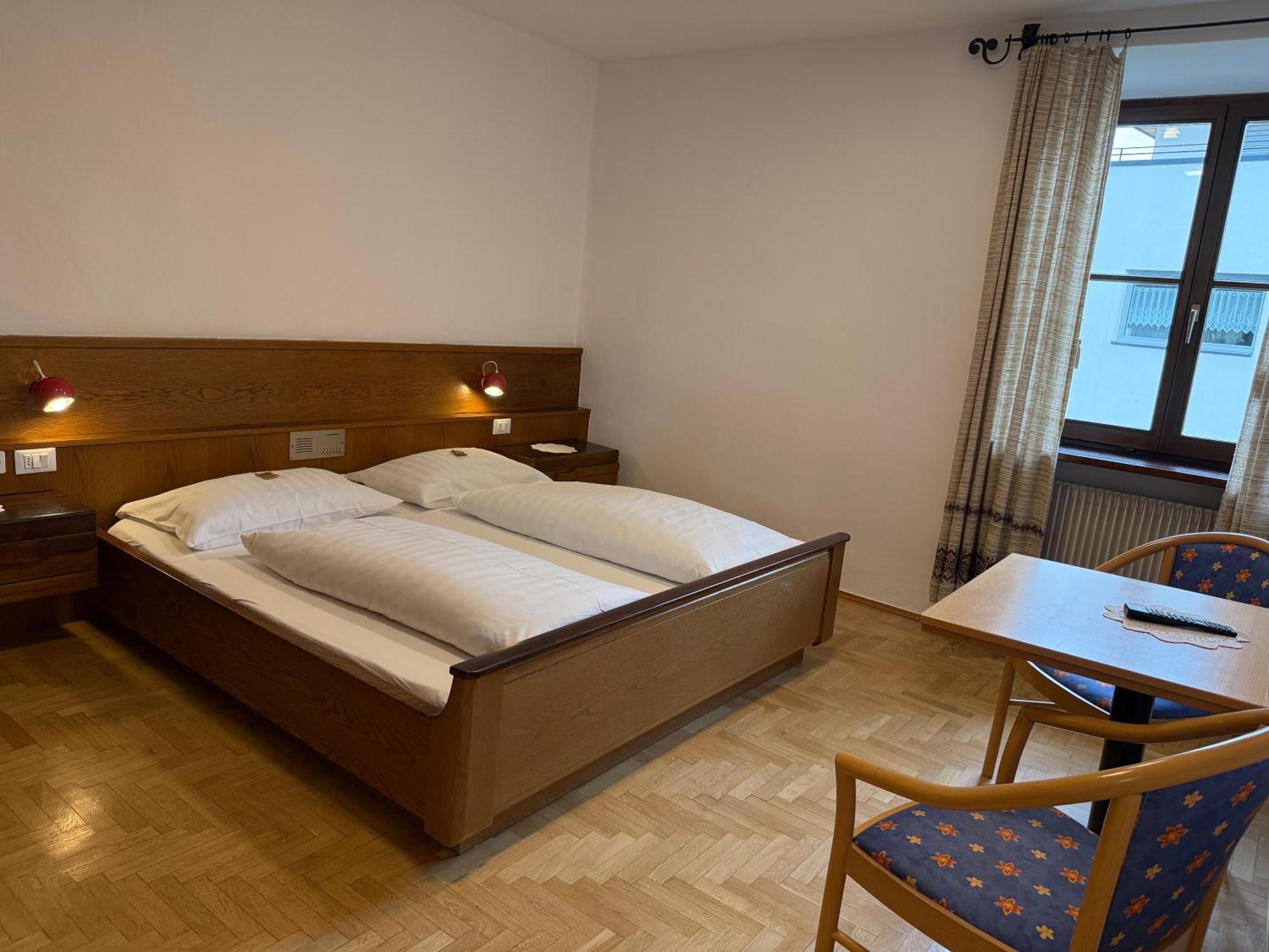 Gasthof Goldenes Lamm Vahrn Chambre photo