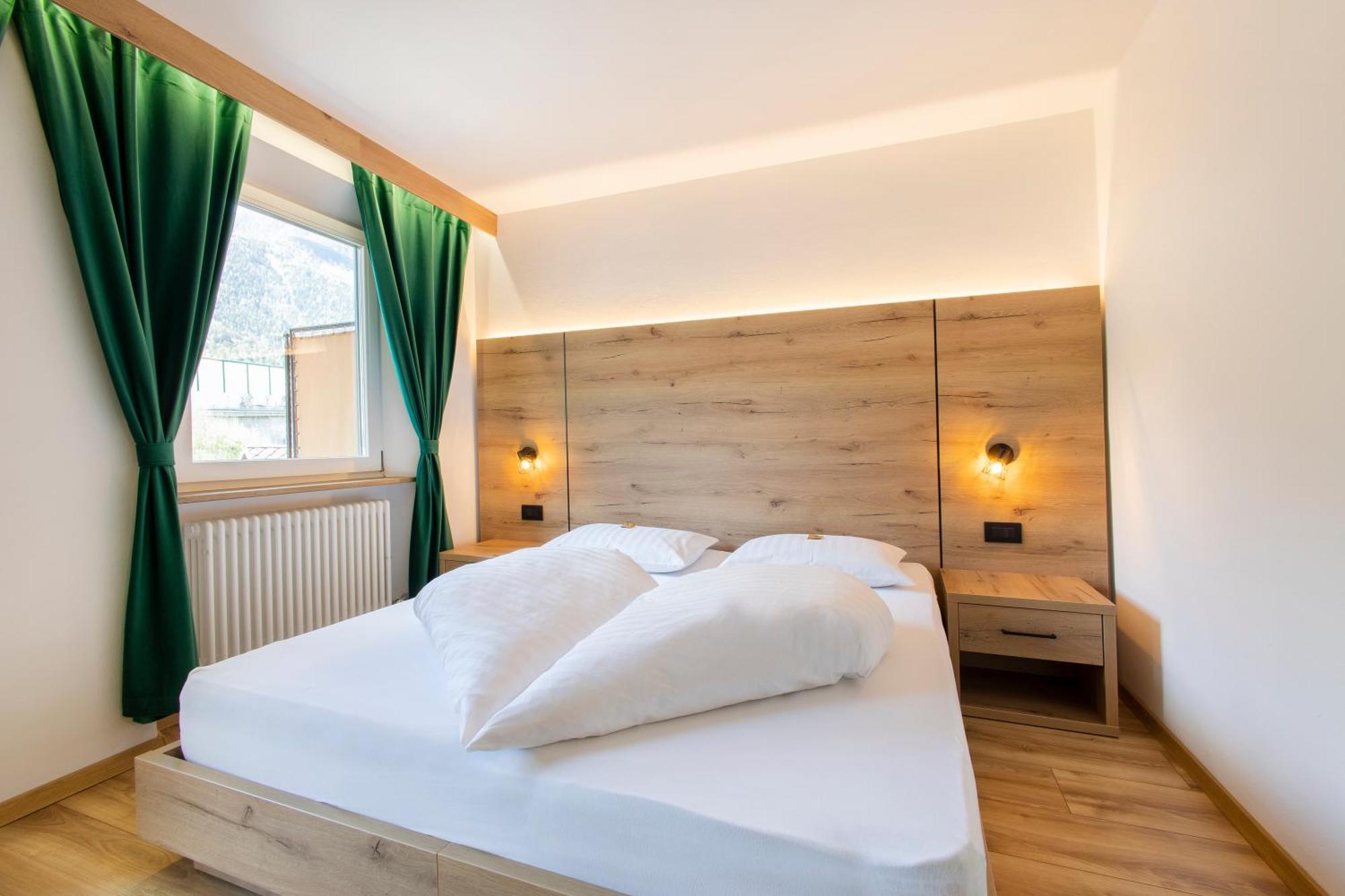 Gasthof Goldenes Lamm Vahrn Extérieur photo