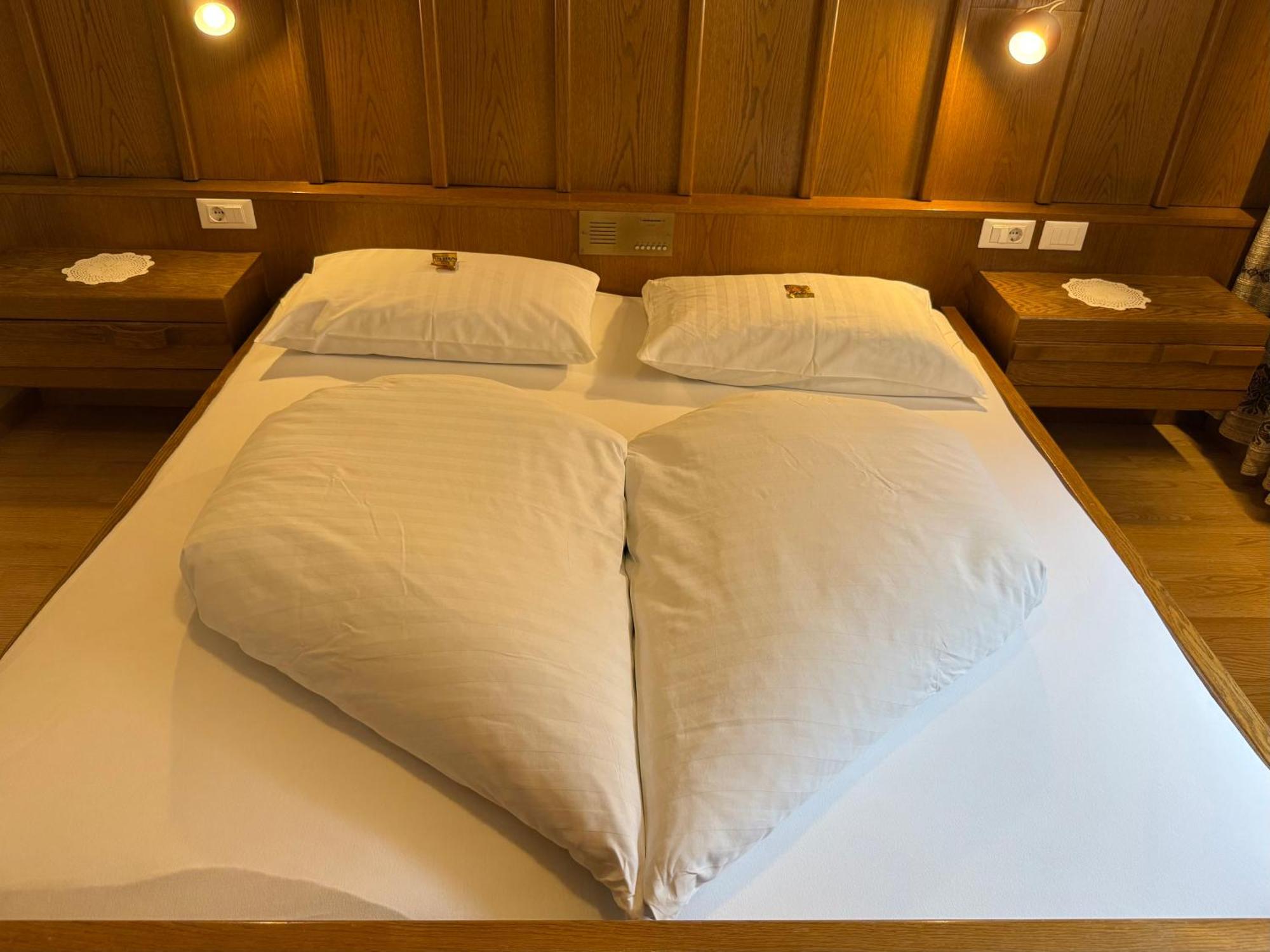 Gasthof Goldenes Lamm Vahrn Chambre photo